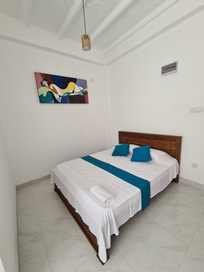 Ceylon Lodge - Airport Transit Hostel نيجومبو المظهر الخارجي الصورة