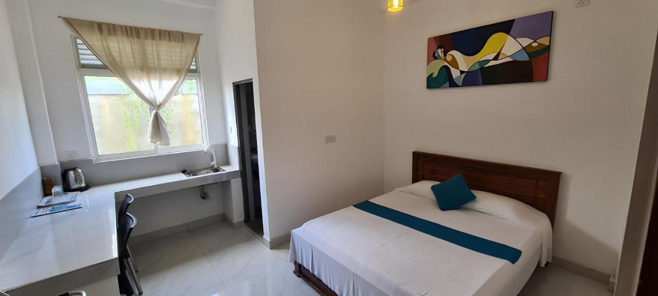 Ceylon Lodge - Airport Transit Hostel نيجومبو المظهر الخارجي الصورة