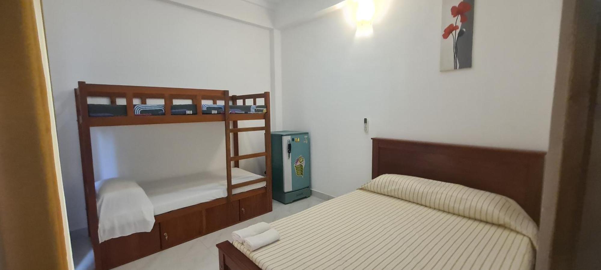 Ceylon Lodge - Airport Transit Hostel نيجومبو المظهر الخارجي الصورة
