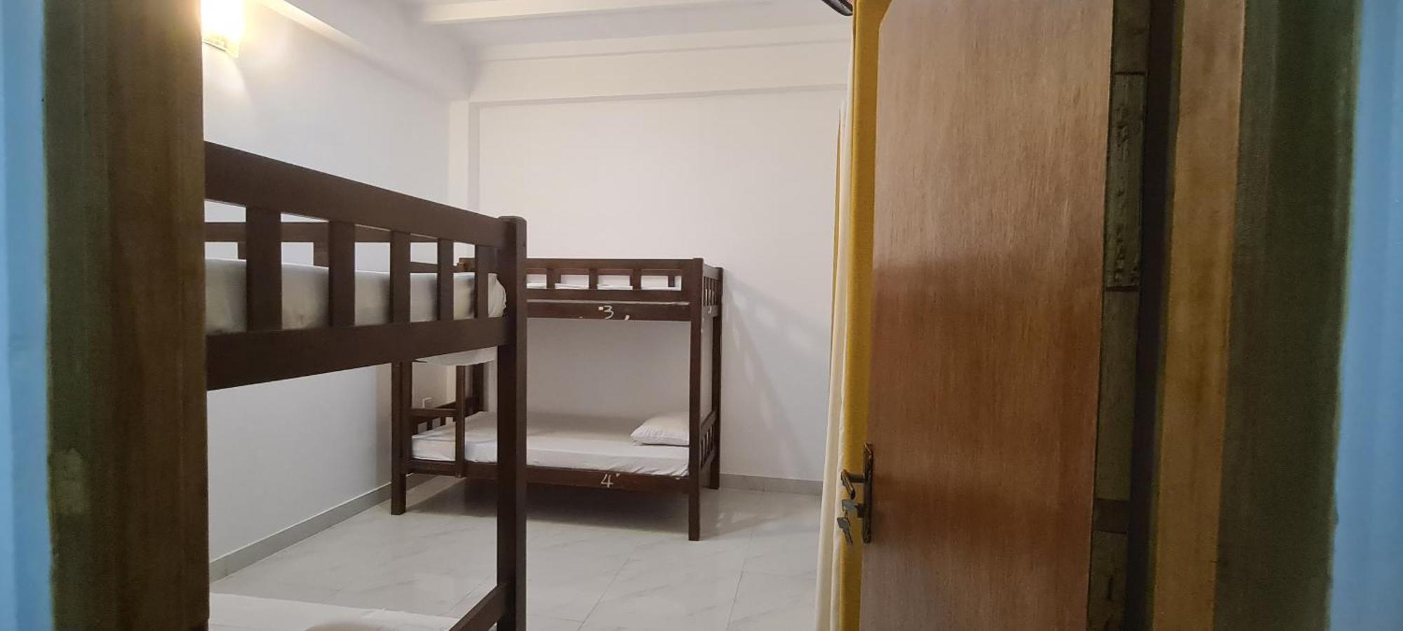 Ceylon Lodge - Airport Transit Hostel نيجومبو المظهر الخارجي الصورة
